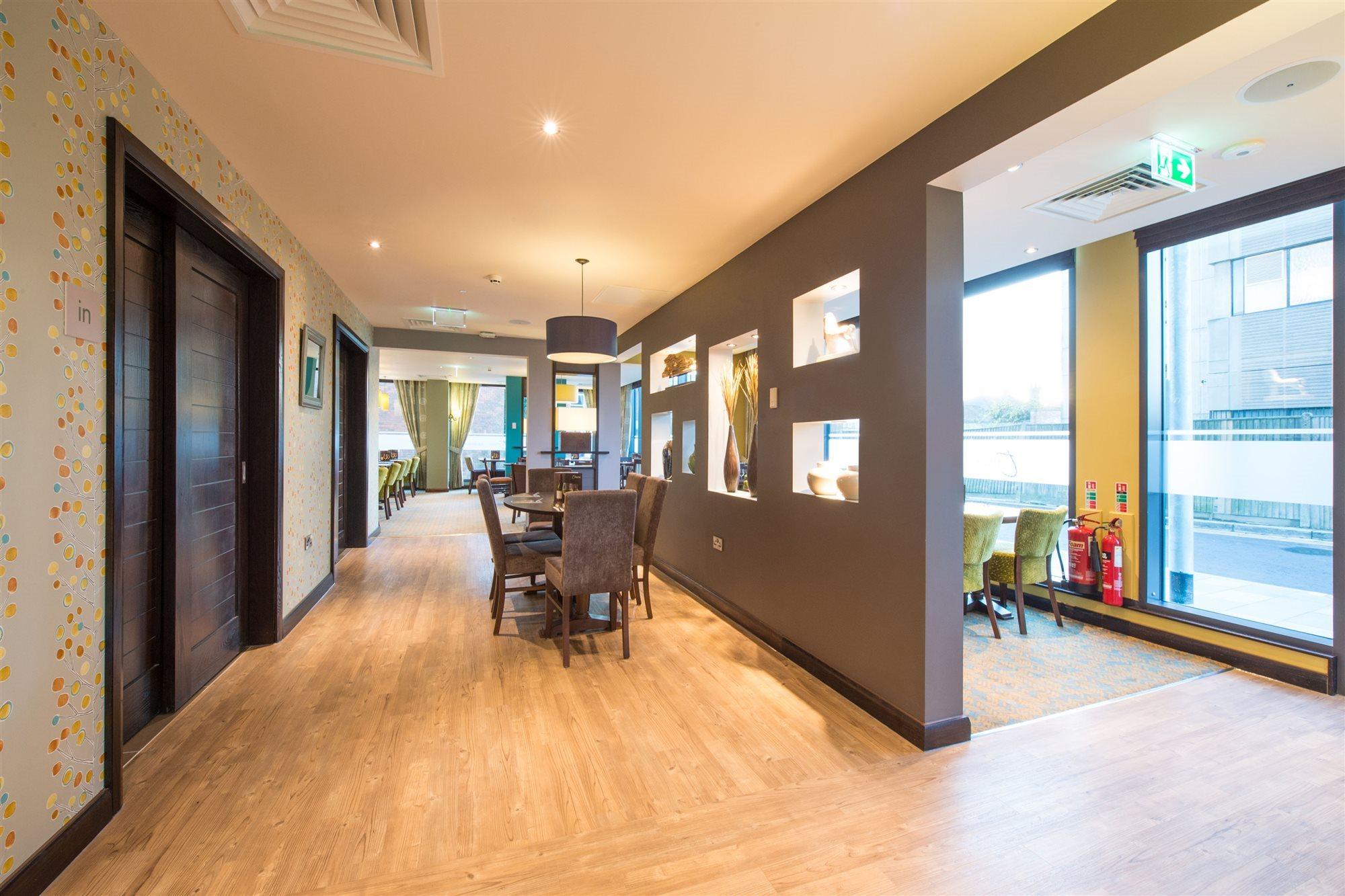 Premier Inn Maidenhead Town Centre Esterno foto