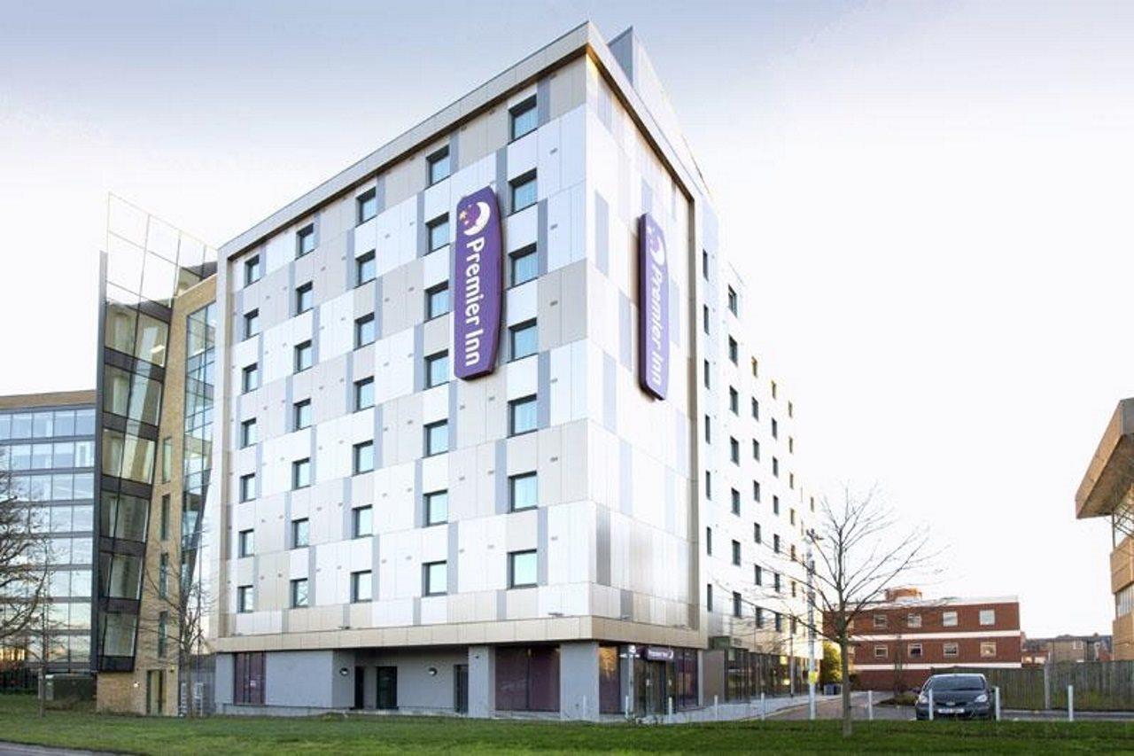 Premier Inn Maidenhead Town Centre Esterno foto