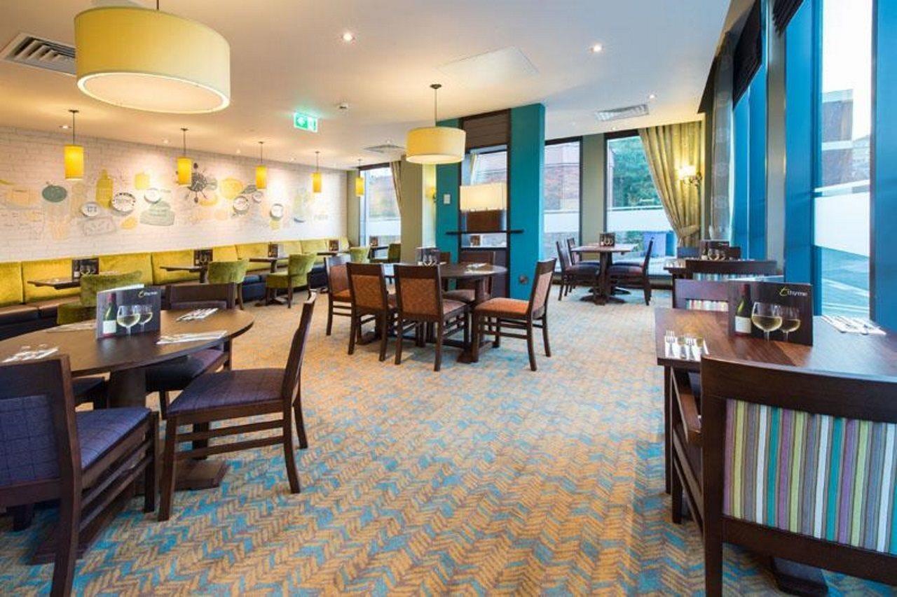 Premier Inn Maidenhead Town Centre Esterno foto